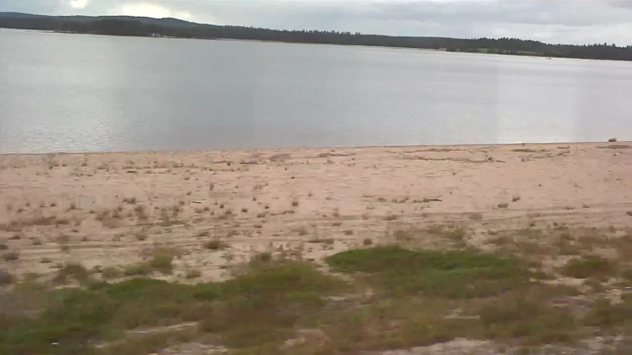 Järvimaisema kesällä (kuvituskuva)
