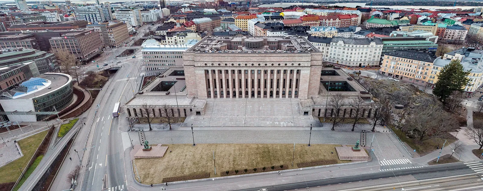Eduskuntatalo Helsingissä
