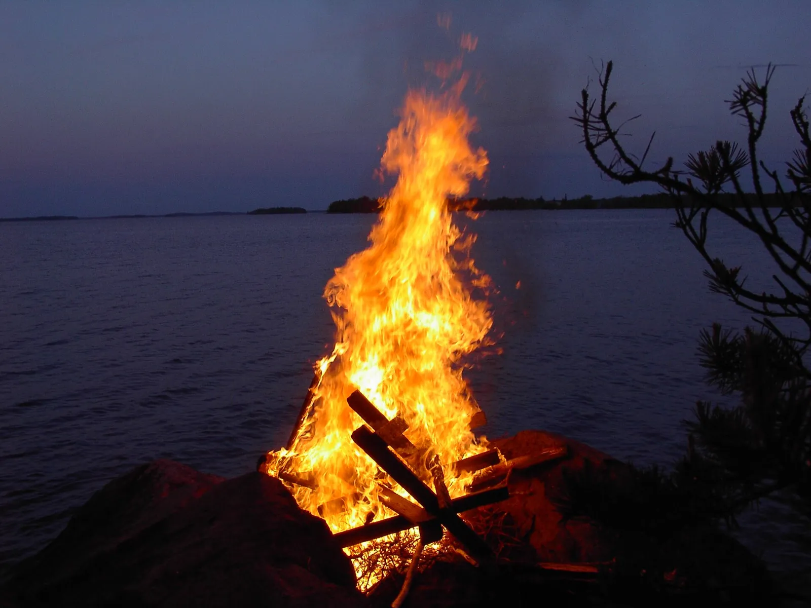 Juhannuskokko palaa Pielavedellä