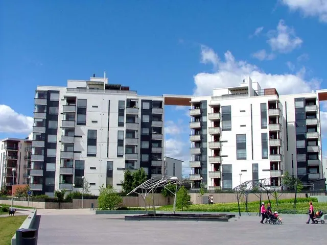 Suomalaisia asuinkerrostaloja (kuvituskuva)
