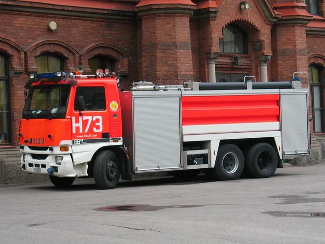 Pelastuslaitoksen sammutusauto (kuvituskuva)