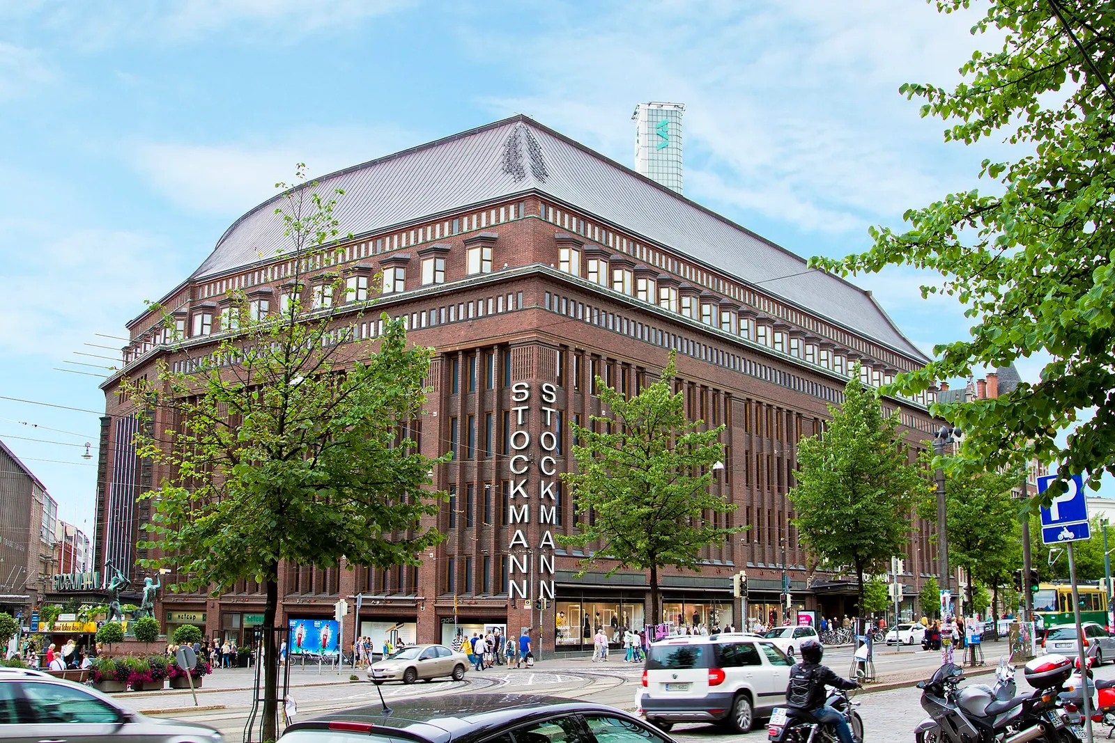 Stockmannin tavaratalo Helsingissä
