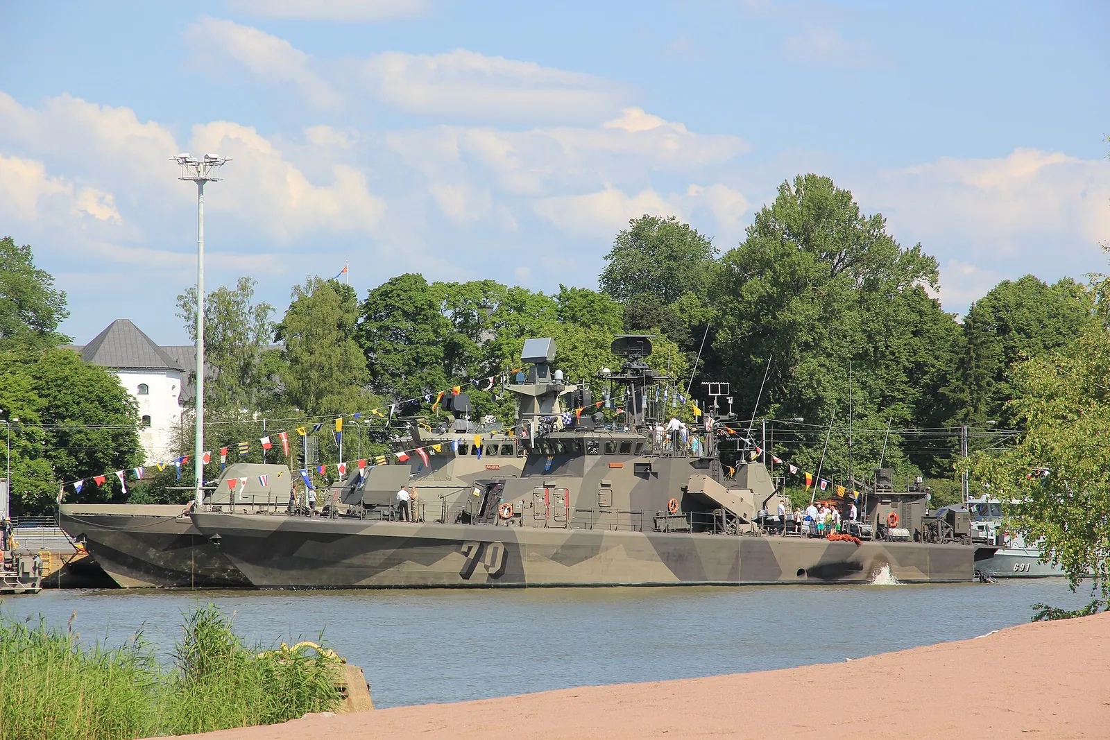 Merivoimien aluksia (kuvituskuva)