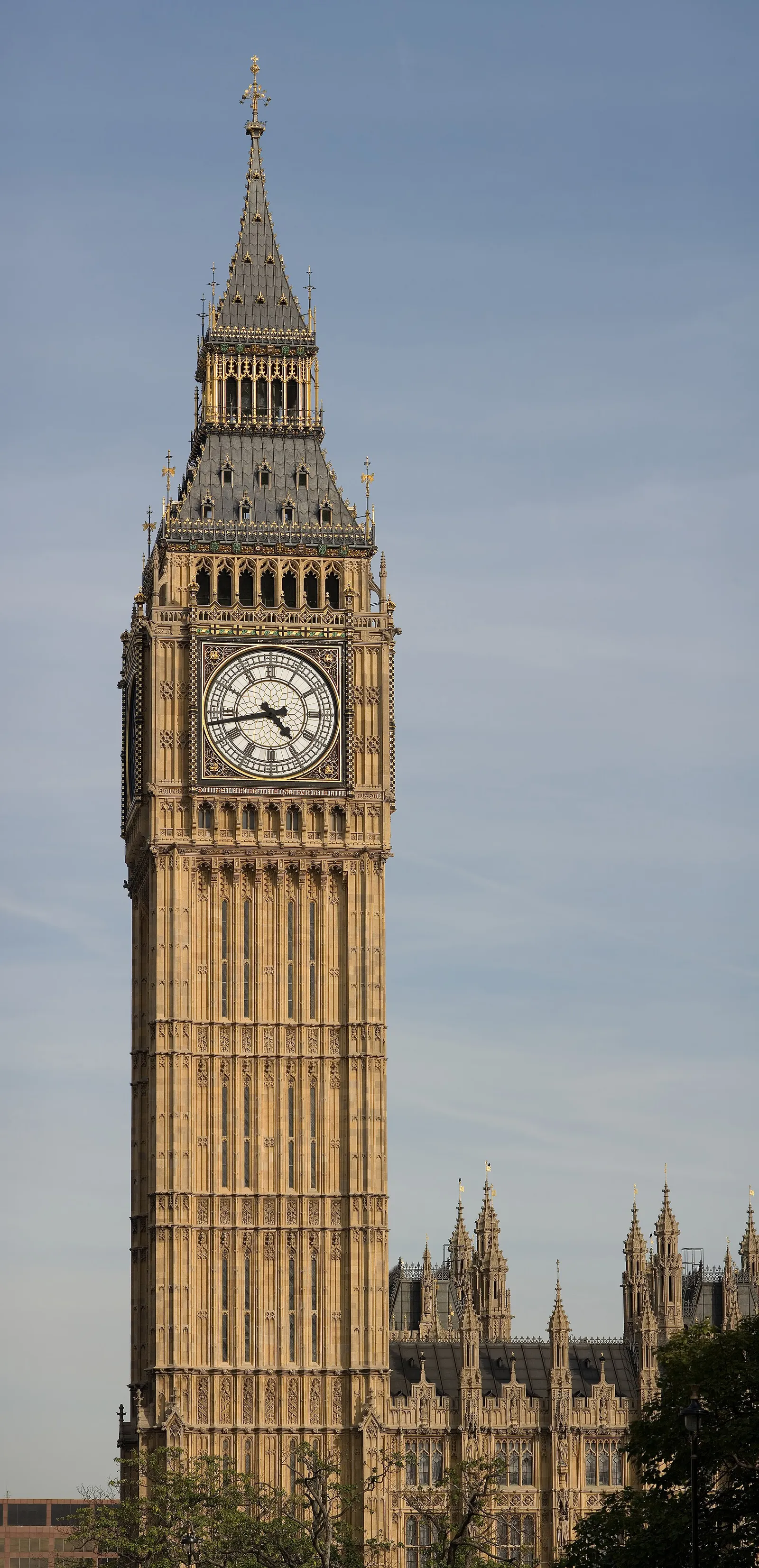 Big Ben ja Westminsterin palatsi Lontoossa (kuvituskuva)