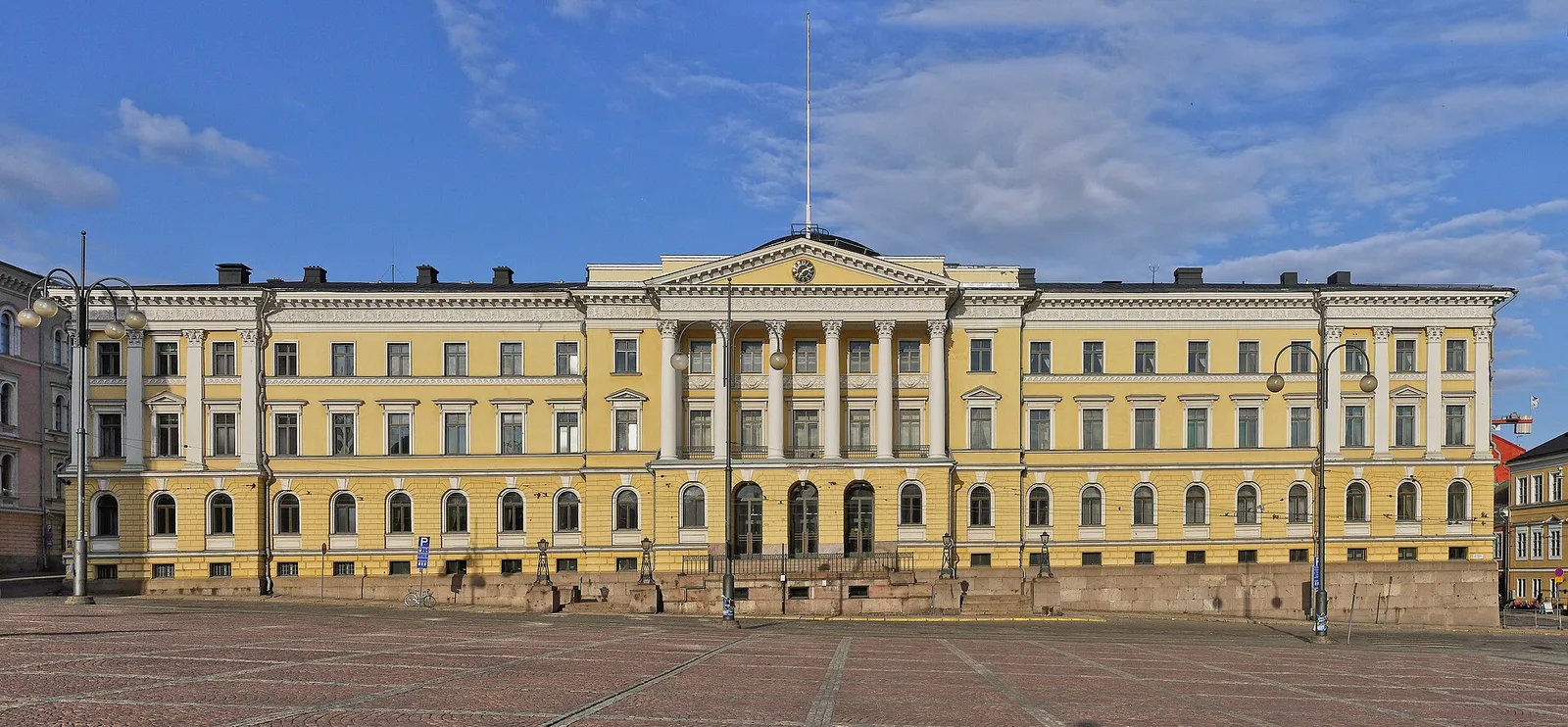 Valtioneuvoston linna Helsingissä (kuvituskuva)