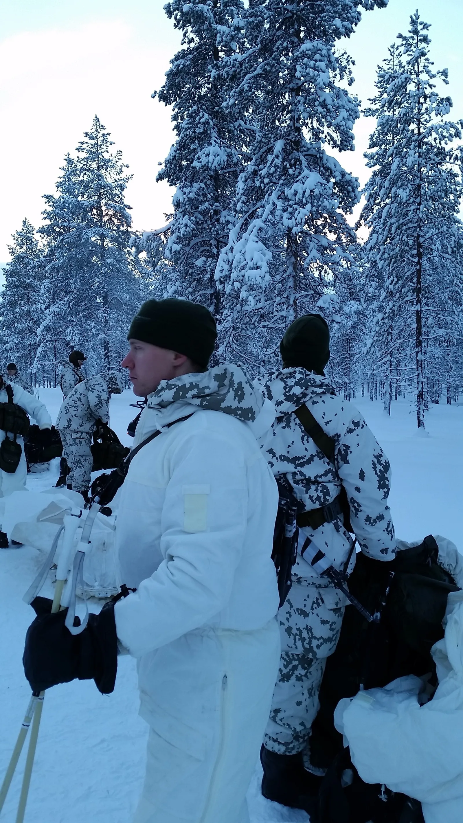 Suomalaissotilaita harjoituksessa (kuvituskuva)