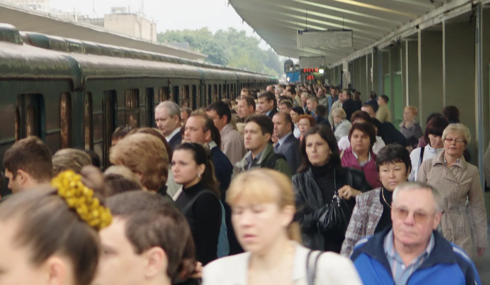 Ruuhkainen Moskovan metroasema (kuvituskuva)